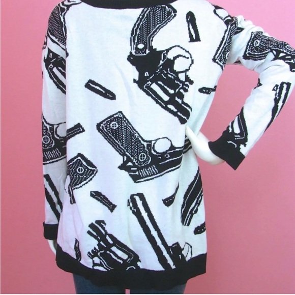 Betsey Johnson Black and White Graphic Sweater - Picture 7 of 7